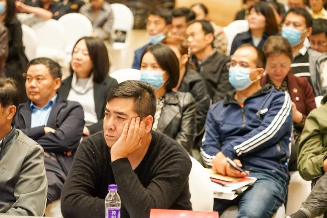 签到处.jpg 图片关键词