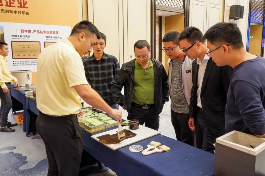 观摩 (2).jpg 图片关键词