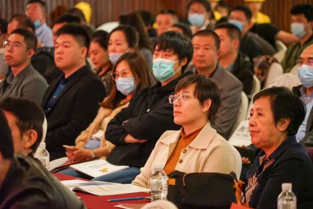 观看 (2).jpg 图片关键词