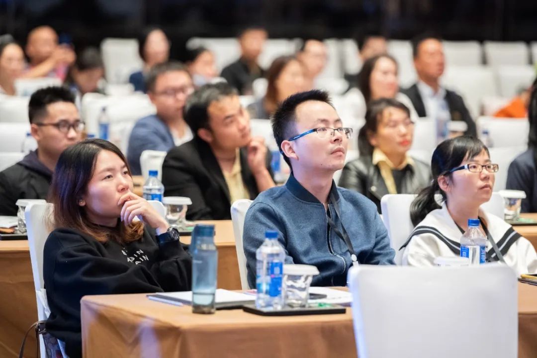 观看 (3).jpg 图片关键词