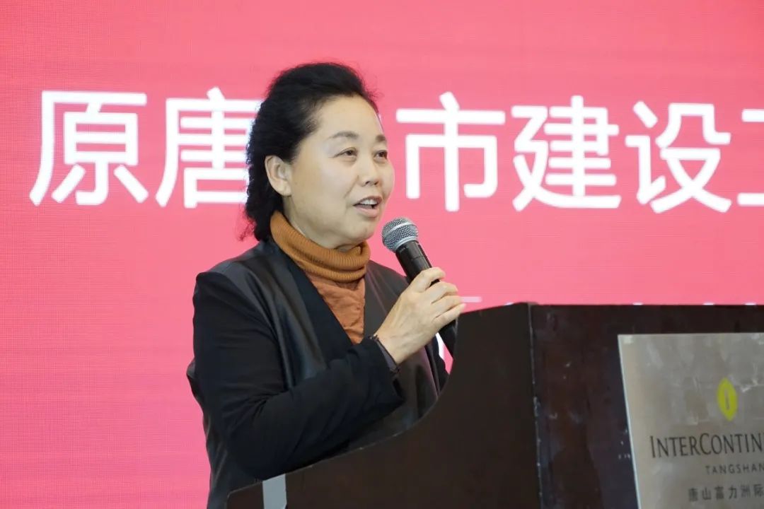 庄丽辉.jpg 图片关键词